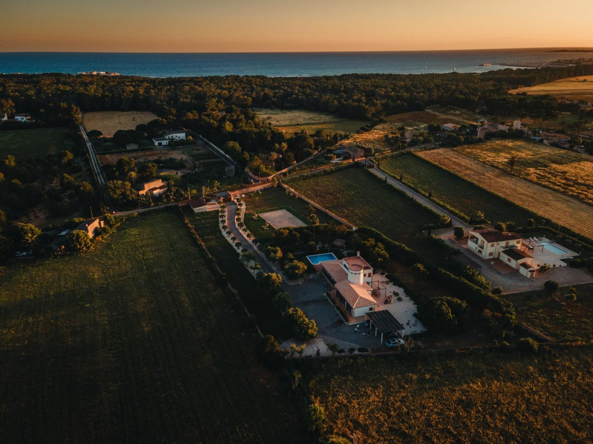Traumhafte Finca Am Es Trenc Ses Covetes Exterior photo